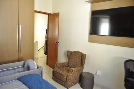 Casa de condomínio à venda com 110m², 4 quartos e 1 vagaQuarto 4