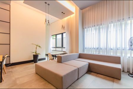 Studio à venda com 36m², 1 quarto e sem vagaÁrea comum - Salão de festas