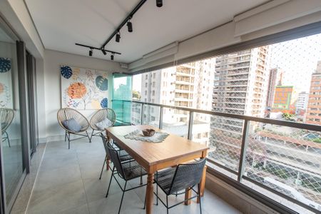 Apartamento à venda com 104m², 3 quartos e 2 vagas Apartamento à venda com 104m², 3 quartos e 2 vagasVaranda