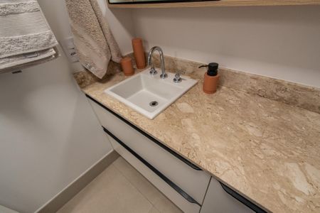 Apartamento à venda com 104m², 3 quartos e 2 vagas Apartamento à venda com 104m², 3 quartos e 2 vagasBanheiro da suíte