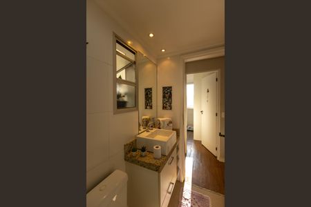 Apartamento à venda com 54m², 2 quartos e 1 vagaBanheiro Social