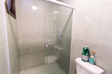 Casa à venda com 70m², 2 quartos e 2 vagasBanheiro