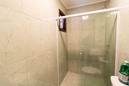 Casa à venda com 70m², 2 quartos e 2 vagasBanheiro