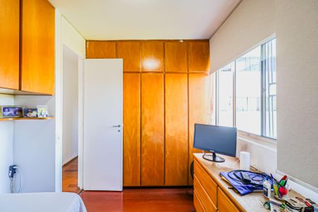 Apartamento à venda com 64m², 3 quartos e 1 vagaQuarto 1
