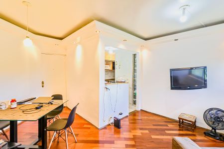 Apartamento à venda com 64m², 3 quartos e 1 vagaSala