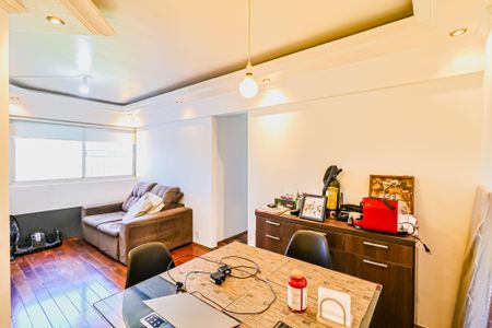 Apartamento à venda com 64m², 3 quartos e 1 vagaSala