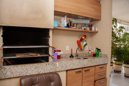 Apartamento à venda com 223m², 4 quartos e 4 vagasVaranda 