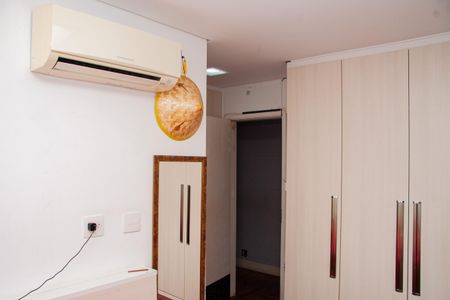 Apartamento à venda com 223m², 4 quartos e 4 vagasSuíte 3