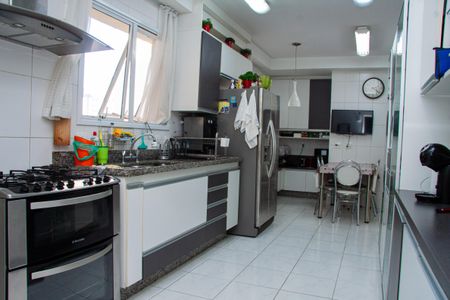 Apartamento à venda com 223m², 4 quartos e 4 vagasCozinha