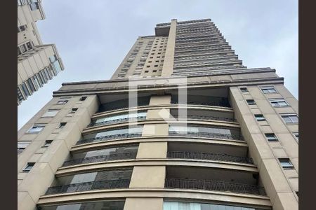 Apartamento à venda com 223m², 4 quartos e 4 vagasFachada