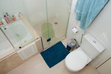 Apartamento à venda com 223m², 4 quartos e 4 vagasBanheiro da Suíte 1