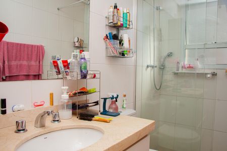 Apartamento à venda com 223m², 4 quartos e 4 vagasBanheiro da Suíte 4