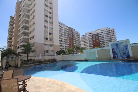 Apartamento para alugar com 59m², 2 quartos e 1 vagaÁrea comum - Piscina