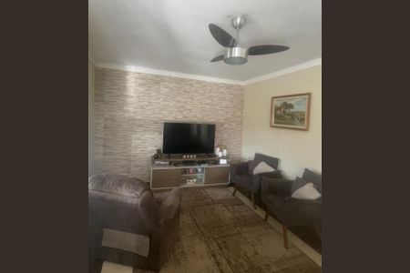 Casa à venda com 177m², 4 quartos e 2 vagas Casa à venda com 177m², 4 quartos e 2 vagasFoto 08