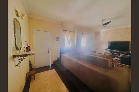 Casa à venda com 177m², 4 quartos e 2 vagas Casa à venda com 177m², 4 quartos e 2 vagasFoto 11