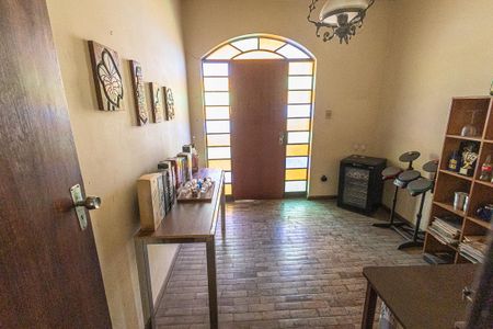 Casa à venda com 157m², 4 quartos e 4 vagasSala