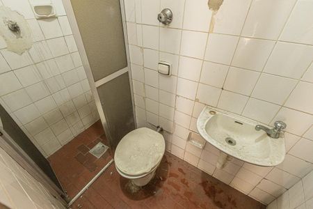 Casa à venda com 157m², 4 quartos e 4 vagasBanheiro de Serviço