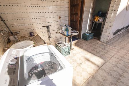 Casa à venda com 157m², 4 quartos e 4 vagasÁrea de Serviço