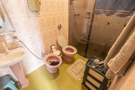 Casa à venda com 157m², 4 quartos e 4 vagasBanheiro da Suíte