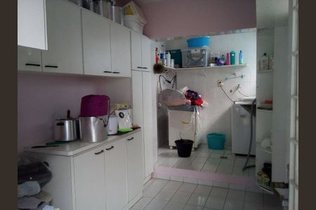 Casa à venda com 150m², 4 quartos e 4 vagasFoto 03