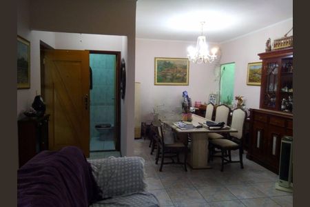 Casa à venda com 150m², 4 quartos e 4 vagasFoto 04