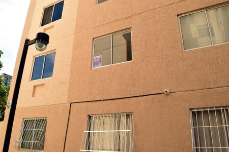 Apartamento à venda com 45m², 2 quartos e 1 vaga Apartamento à venda com 45m², 2 quartos e 1 vagaFachada