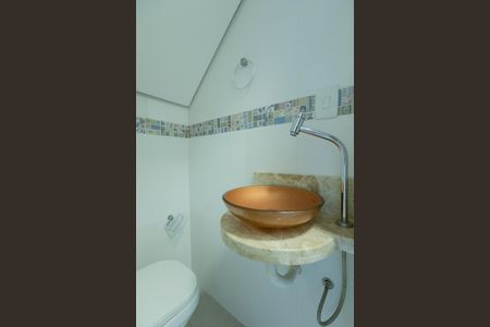 Casa à venda com 130m², 3 quartos e 2 vagasLavabo