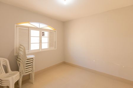 Casa à venda com 130m², 3 quartos e 2 vagasQuarto 3