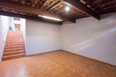 Casa à venda com 130m², 3 quartos e 2 vagasGaragem