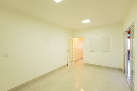 Casa à venda com 130m², 3 quartos e 2 vagasSala de jantar