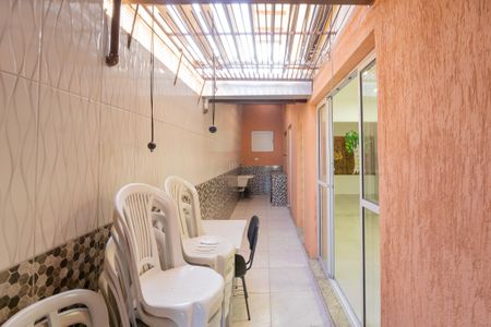 Casa à venda com 130m², 3 quartos e 2 vagasCorredor