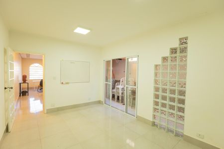 Casa à venda com 130m², 3 quartos e 2 vagasSala de jantar