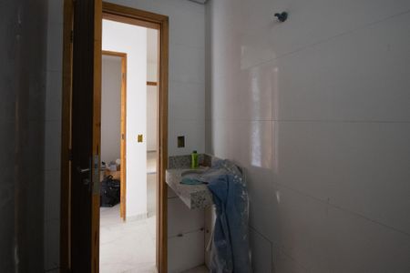 Apartamento à venda com 40m², 2 quartos e sem vagaBanheiro Social