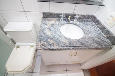 Apartamento à venda com 75m², 2 quartos e 1 vagaBanheiro