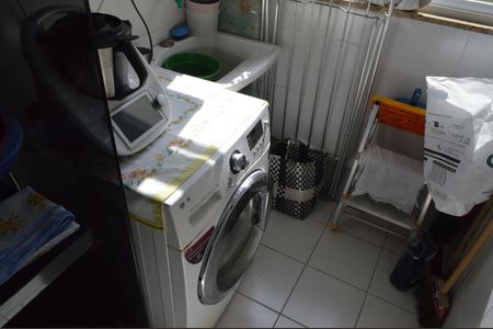 Apartamento à venda com 92m², 3 quartos e 1 vagaÁrea de Serviço