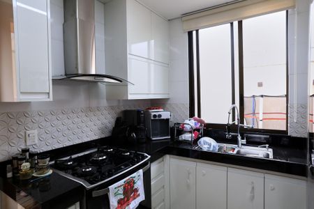 Casa à venda com 190m², 3 quartos e 2 vagasCozinha