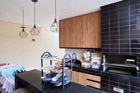 Casa à venda com 190m², 3 quartos e 2 vagasChurrasqueira