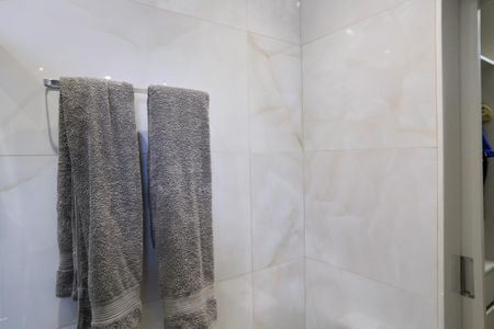 Casa à venda com 190m², 3 quartos e 2 vagasBanheiro da Suíte