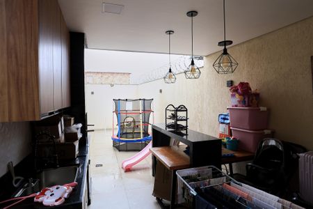 Casa à venda com 190m², 3 quartos e 2 vagasChurrasqueira