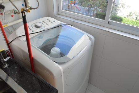 Apartamento à venda com 70m², 2 quartos e 1 vagaÁrea de Serviço