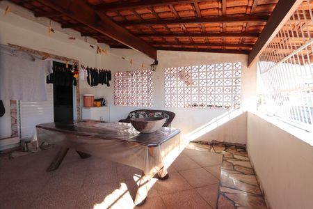 Casa à venda com 170m², 4 quartos e 2 vagasVaranda da Suíte 1