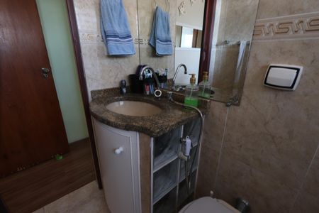 Casa à venda com 170m², 4 quartos e 2 vagasBanheiro da Suíte 1