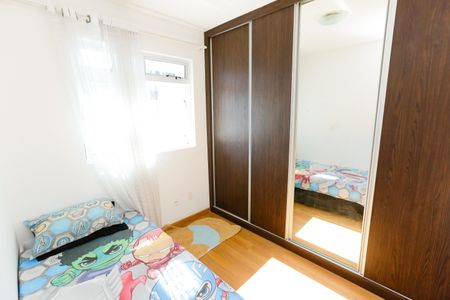 Apartamento à venda com 85m², 3 quartos e 2 vagas Apartamento à venda com 85m², 3 quartos e 2 vagasQuarto 2