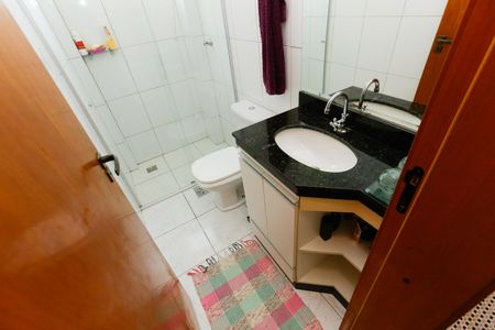 Apartamento à venda com 85m², 3 quartos e 2 vagas Apartamento à venda com 85m², 3 quartos e 2 vagasBanheiro Social