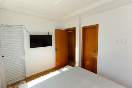 Apartamento à venda com 85m², 3 quartos e 2 vagas Apartamento à venda com 85m², 3 quartos e 2 vagasSuíte