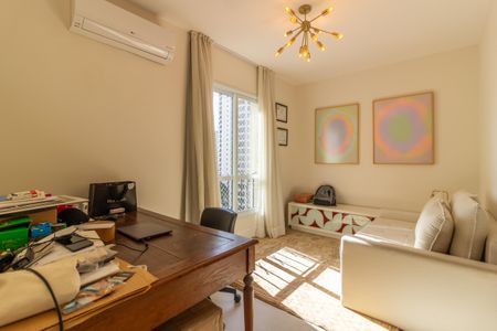 Apartamento à venda com 290m², 3 quartos e 2 vagas Apartamento à venda com 290m², 3 quartos e 2 vagasQuarto 1
