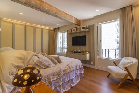 Apartamento à venda com 290m², 3 quartos e 2 vagas Apartamento à venda com 290m², 3 quartos e 2 vagasSuíte