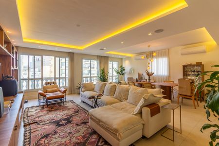 Apartamento à venda com 290m², 3 quartos e 2 vagas Apartamento à venda com 290m², 3 quartos e 2 vagasSala