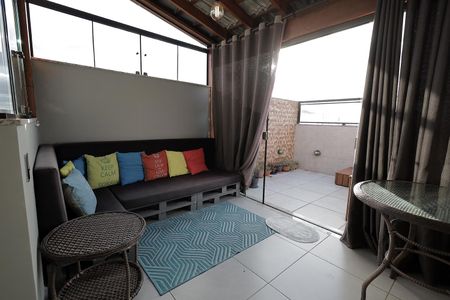 Apartamento à venda com 100m², 2 quartos e 1 vagaSala Cobertura