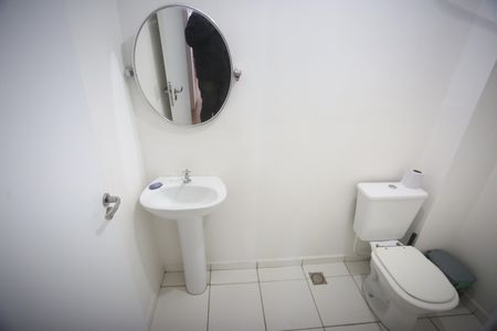 Apartamento à venda com 45m², 2 quartos e sem vagaBanheiro